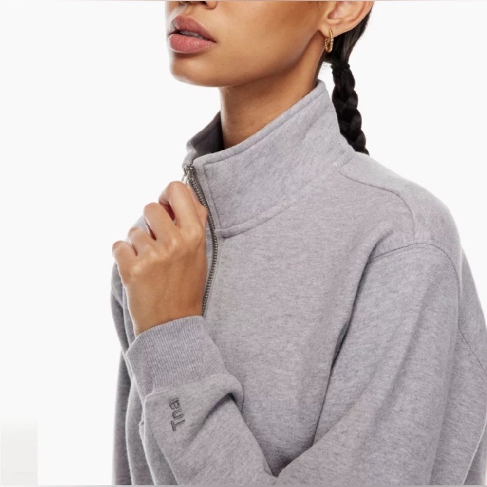 New Aritzia TNA Airy Perfect Grey Quarter-Zip Pullover French Terry Sweatshirt - Picture 3 of 12